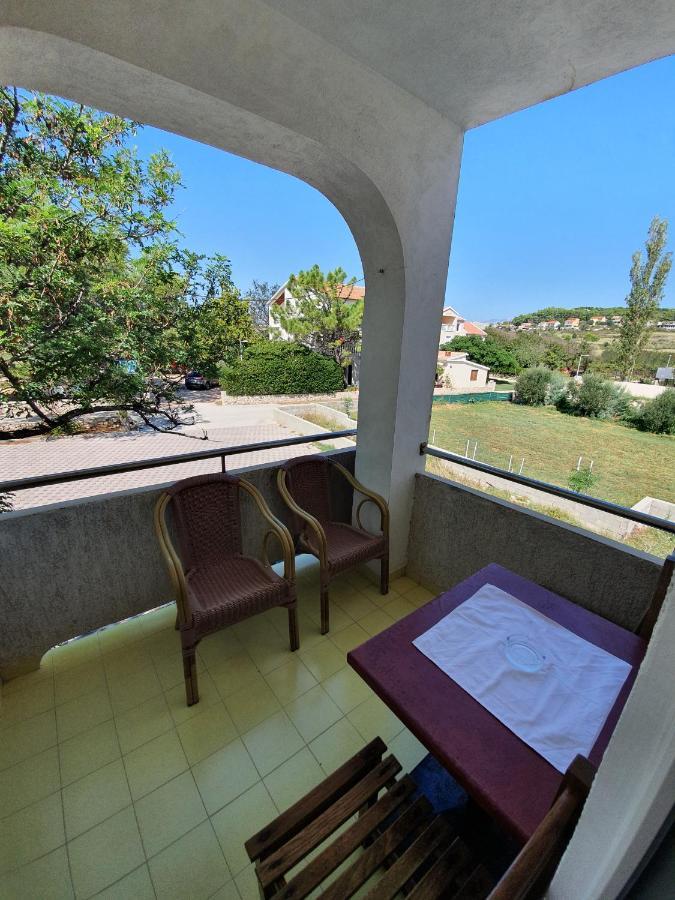 Guesthouse Dupin Vlašići Dış mekan fotoğraf