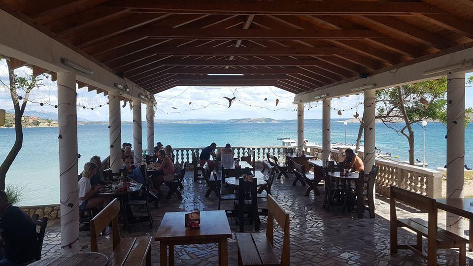 Guesthouse Dupin Vlašići Dış mekan fotoğraf
