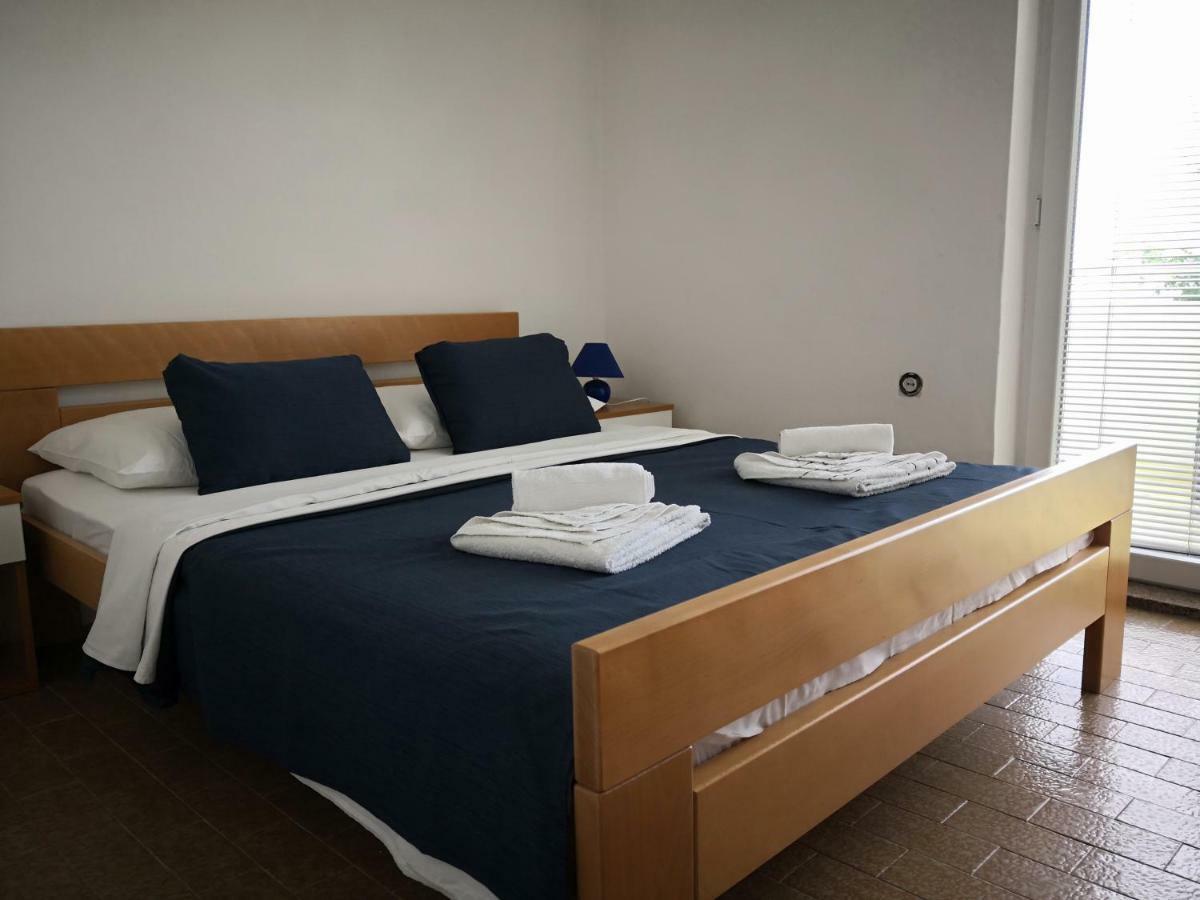 Guesthouse Dupin Vlašići Dış mekan fotoğraf